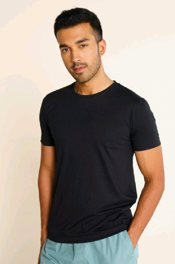 Black plain T-shirt